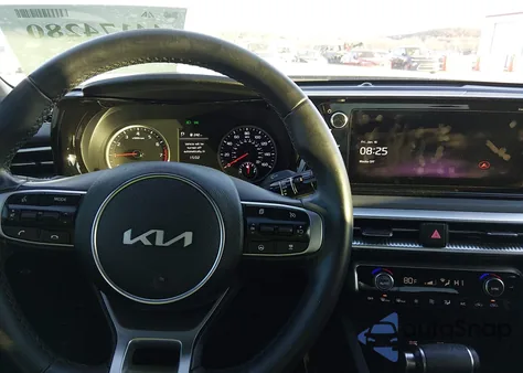 2024 Kia K5 Gt-Line z USA, uszkodzony, nr VIN 5XXG64J2XRG251351